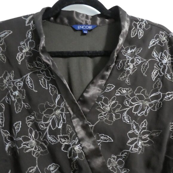 ENCORE | size 22 | Brown Floral Blouse - Picture 4 of 14